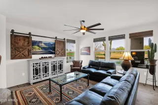 Photo #6: 6821479 Listing 