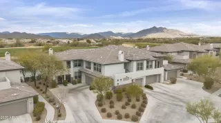 Photo #2: 6821501 Listing 