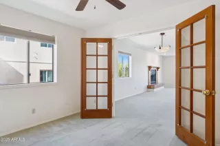 Photo #2: 6821961 Listing 