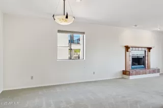 Photo #3: 6821961 Listing 