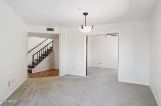 Photo #4: 6821961 Listing 