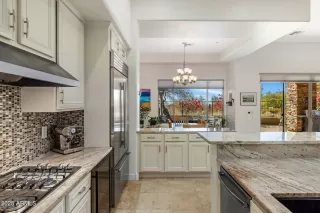 Photo #4: 6822134 Listing 