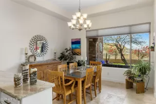 Photo #6: 6822134 Listing 