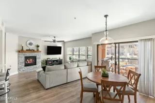 Photo #3: 6822182 Listing