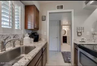 Photo #1: 6822305 Listing