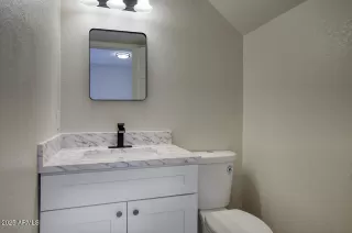Photo #5: 6822346 Listing