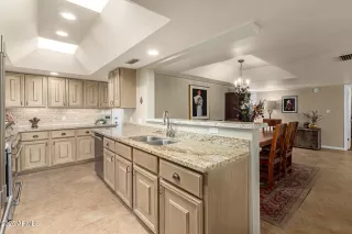 Photo #3: 6822634 Listing 