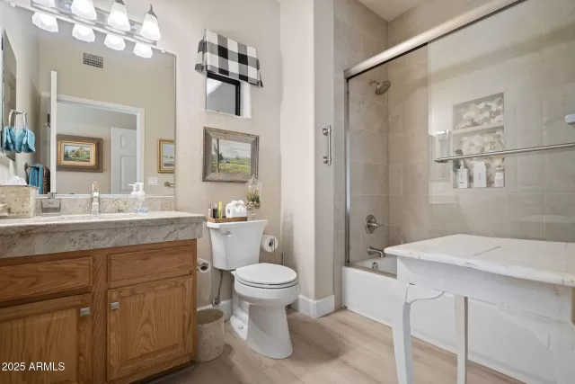 MLS: 6822797 Condo For Sale