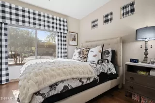 Photo #2: 6822797 Listing