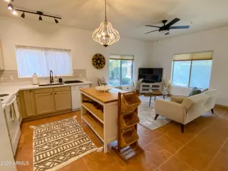 Photo #1: 6822904 Listing 