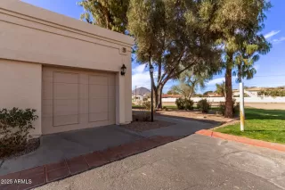 Photo #5: 6823204 Listing