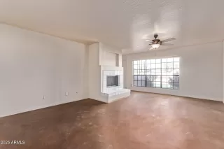 Photo #6: 6823204 Listing