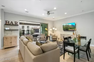 Photo #3: 6823356 Listing