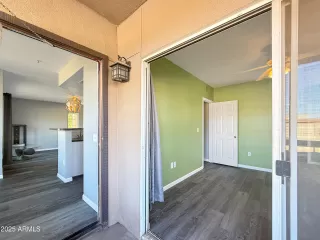 Photo #6: 6823358 Listing 