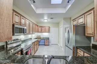 Photo #4: 6823390 Listing 