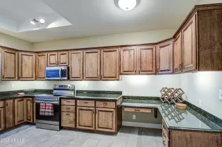 Photo #5: 6823390 Listing 