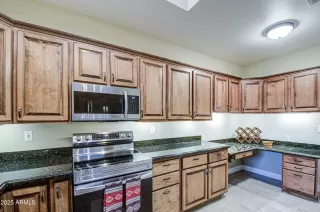 Photo #6: 6823390 Listing 