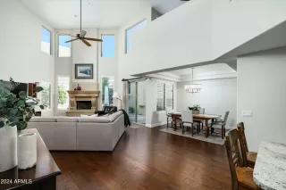 Photo #3: 6823410 Listing