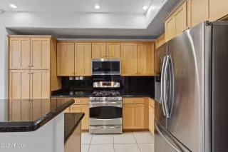 Photo #5: 6823484 Listing