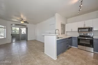 Photo #3: 6823960 Listing 