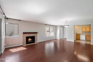 Photo #2: 6824026 Listing