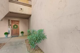 Photo #1: 6824080 Listing 