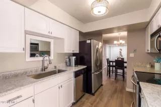 Photo #2: 6824080 Listing 