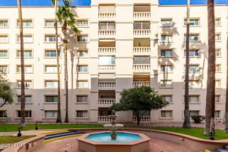 Photo #1: 6824179 Listing 