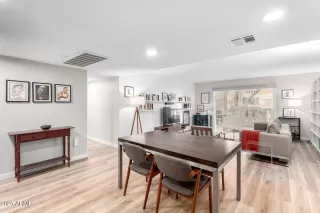 Photo #2: 6824179 Listing 