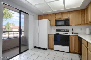 Photo #3: 6824290 Listing 