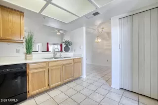 Photo #5: 6824290 Listing 