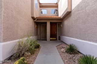 Photo #4: 6824503 Listing