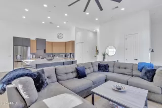 Photo #2: 6824513 Listing 