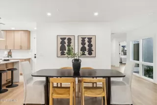 Photo #4: 6824529 Listing 