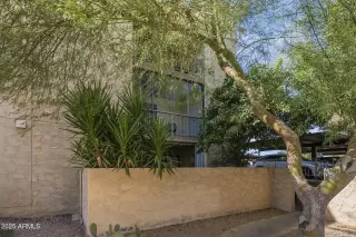 Photo #1: 6824672 Listing