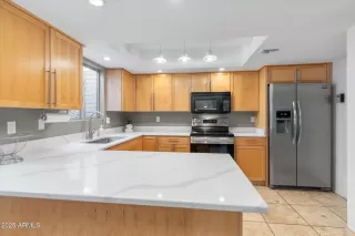 Photo #2: 6824755 Listing 