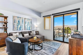 Photo #1: 6824788 Listing