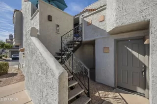 Photo #4: 6824911 Listing