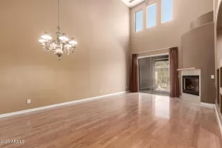 Photo #3: 6824969 Listing 