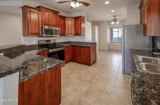 Photo #4: 6824990 Listing 