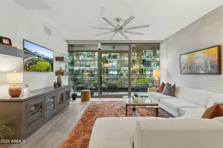 Photo #6: 6825014 Listing