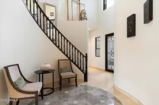 Photo #5: 6825222 Listing 