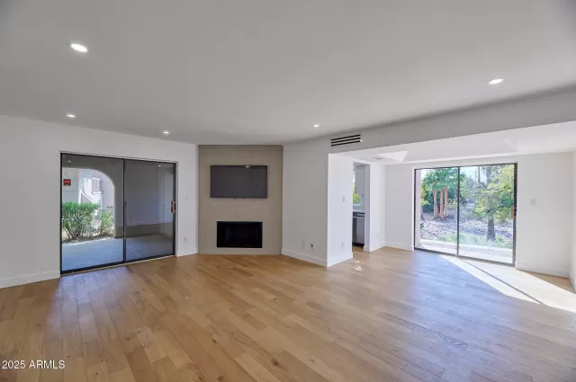 MLS: 6825229 Condo For Sale