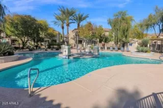 Photo #2: 6825401 Listing 