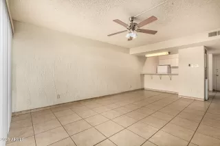 Photo #5: 6825433 Listing 