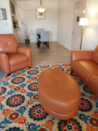 Photo #4: 6825487 Listing 