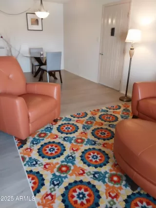 Photo #6: 6825487 Listing 