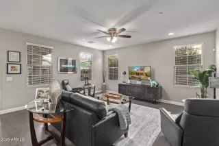 Photo #3: 6825711 Listing