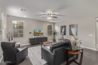 Photo #4: 6825711 Listing