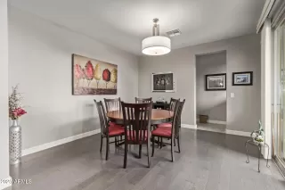 Photo #6: 6825711 Listing